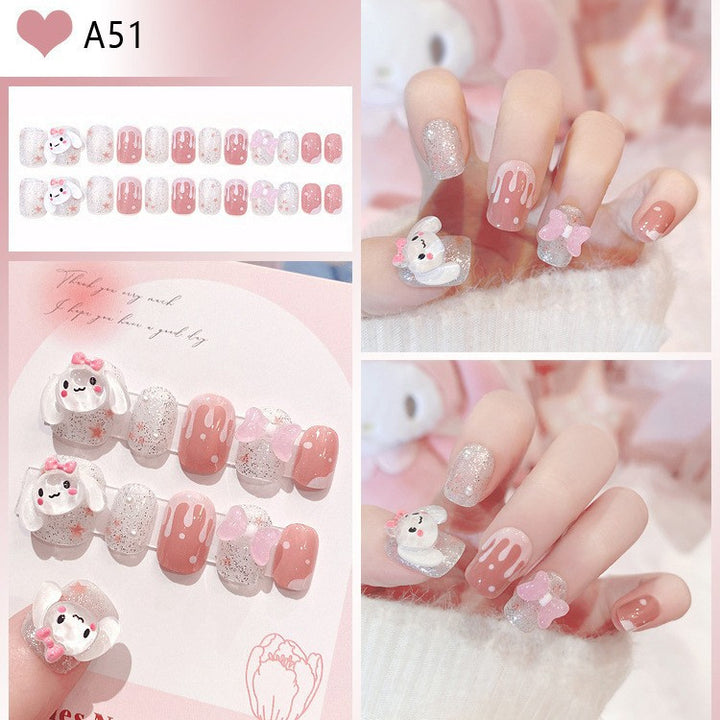 Dekorative florale Press-On-Nagelspitzen Karnz
