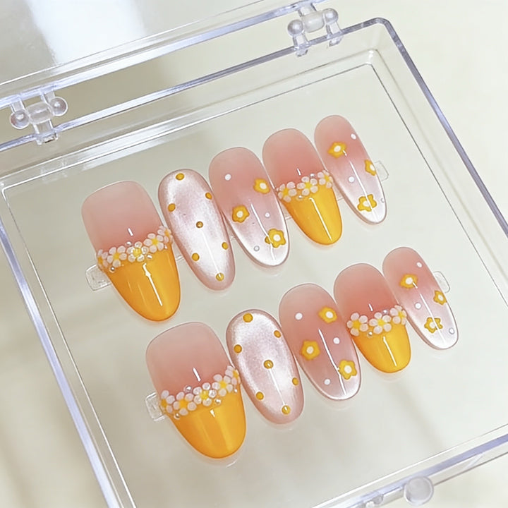 Künstlerisches blumenmusteriertes Press-On-Nagelset Karnz