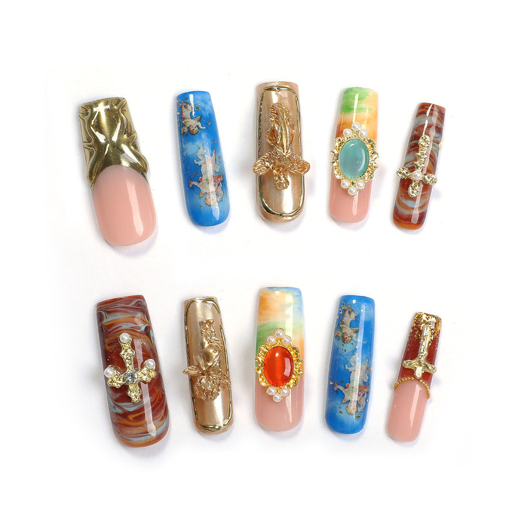 Kreatives Kunstnagelset mit luxuriösen 3D-Verzierungen und eleganten Designs Karnz