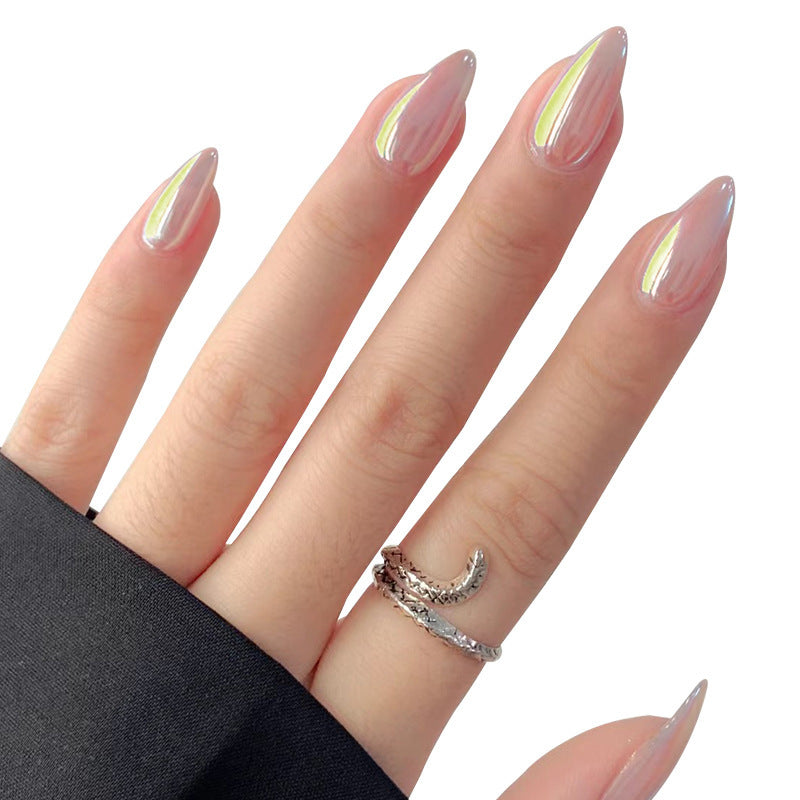 Elegante Stiletto Nagelverlängerungen Karnz