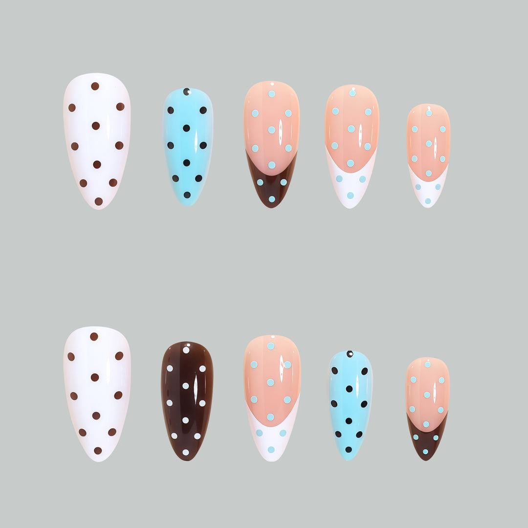 Künstlerisches Stiletto Nageldesign Set Karnz