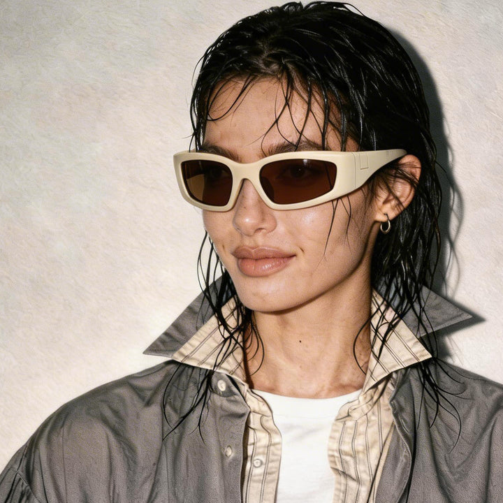 Damen sportliche Sonnenbrille mit ergonomischemDesign Karnz