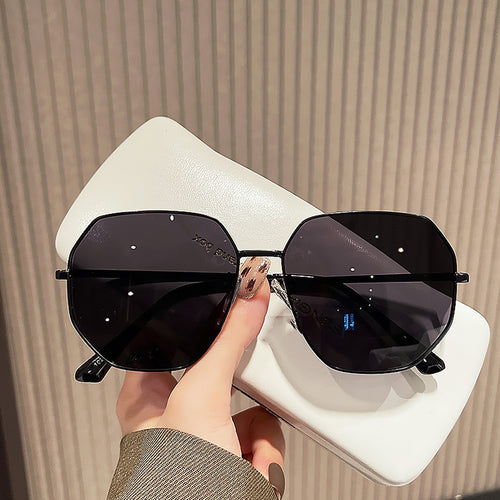 Damen modische Achtkant Sonnenbrille Karnz