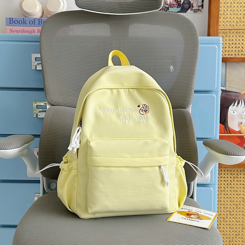 Lässiger bestickter Mini-Rucksack Karnz