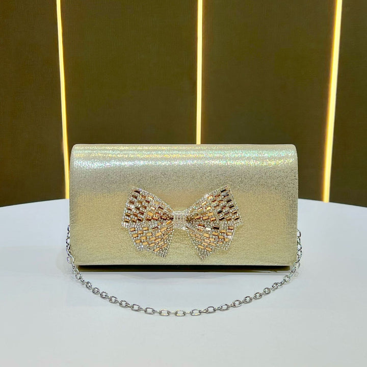 Bogen-verzierte Abendclutch