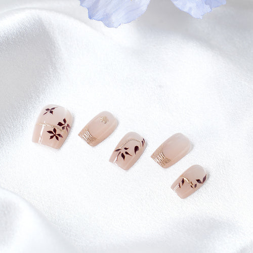 Künstlerisches Press-On-Nagelset mit Blumenmuster Karnz