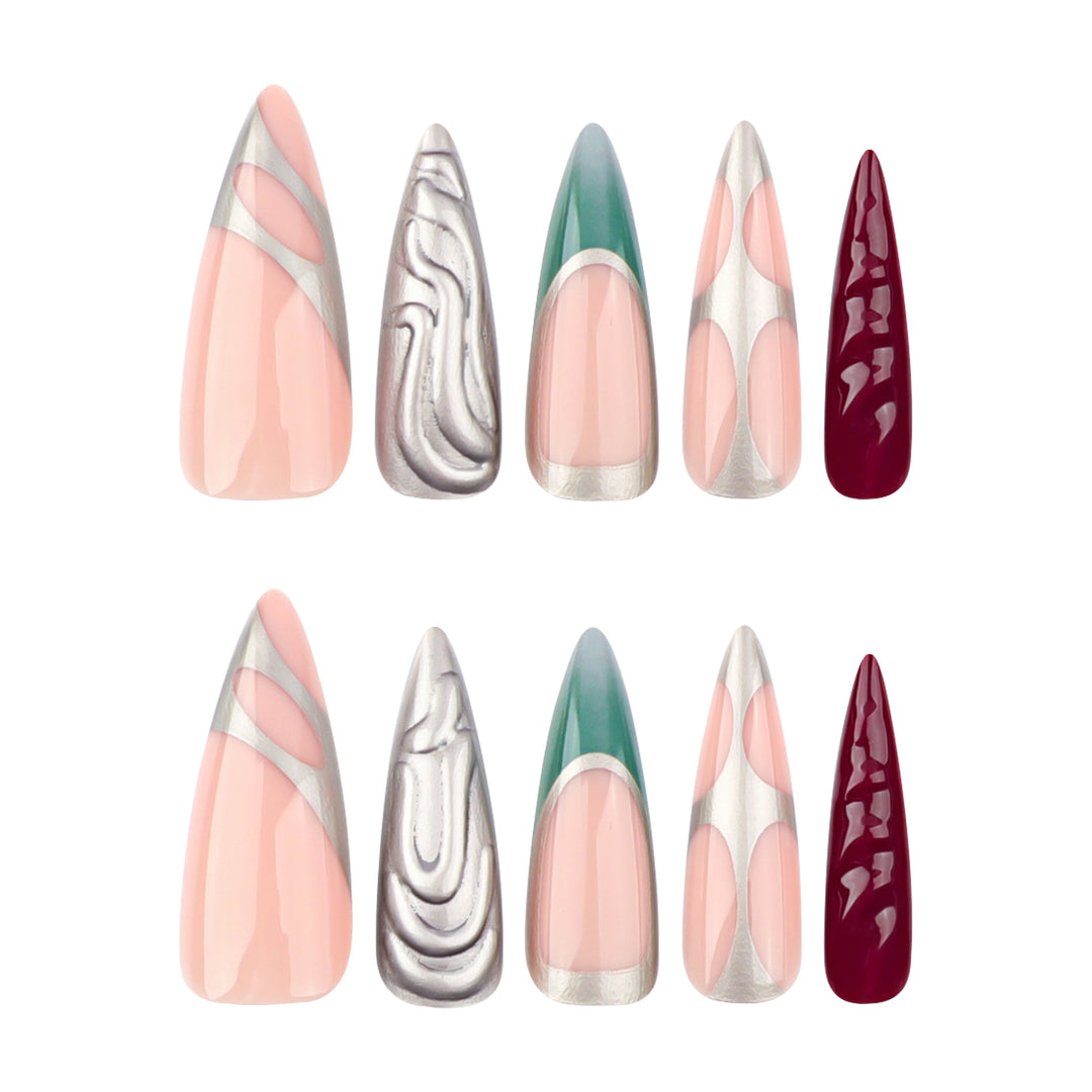 Kunstvolle Stiletto-Nägel mit Glitzer- und Metallic-Effekten Karnz