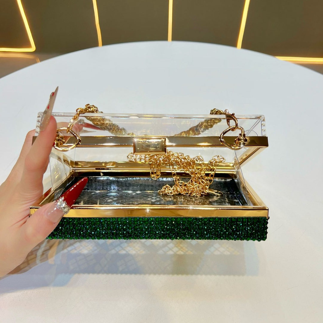 Elegante Abend-Clutch mit Kettenhenkeln