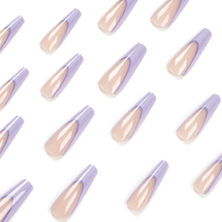 Künstliche Nagelkunst mit elegantem Ombre-Design Karnz