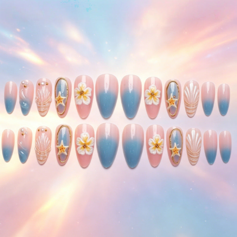 Künstlerisches Nageldesign-Set mit floralen und maritimen Akzenten Karnz