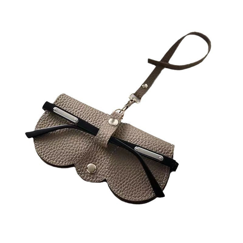 Stylische Brillenetasche
