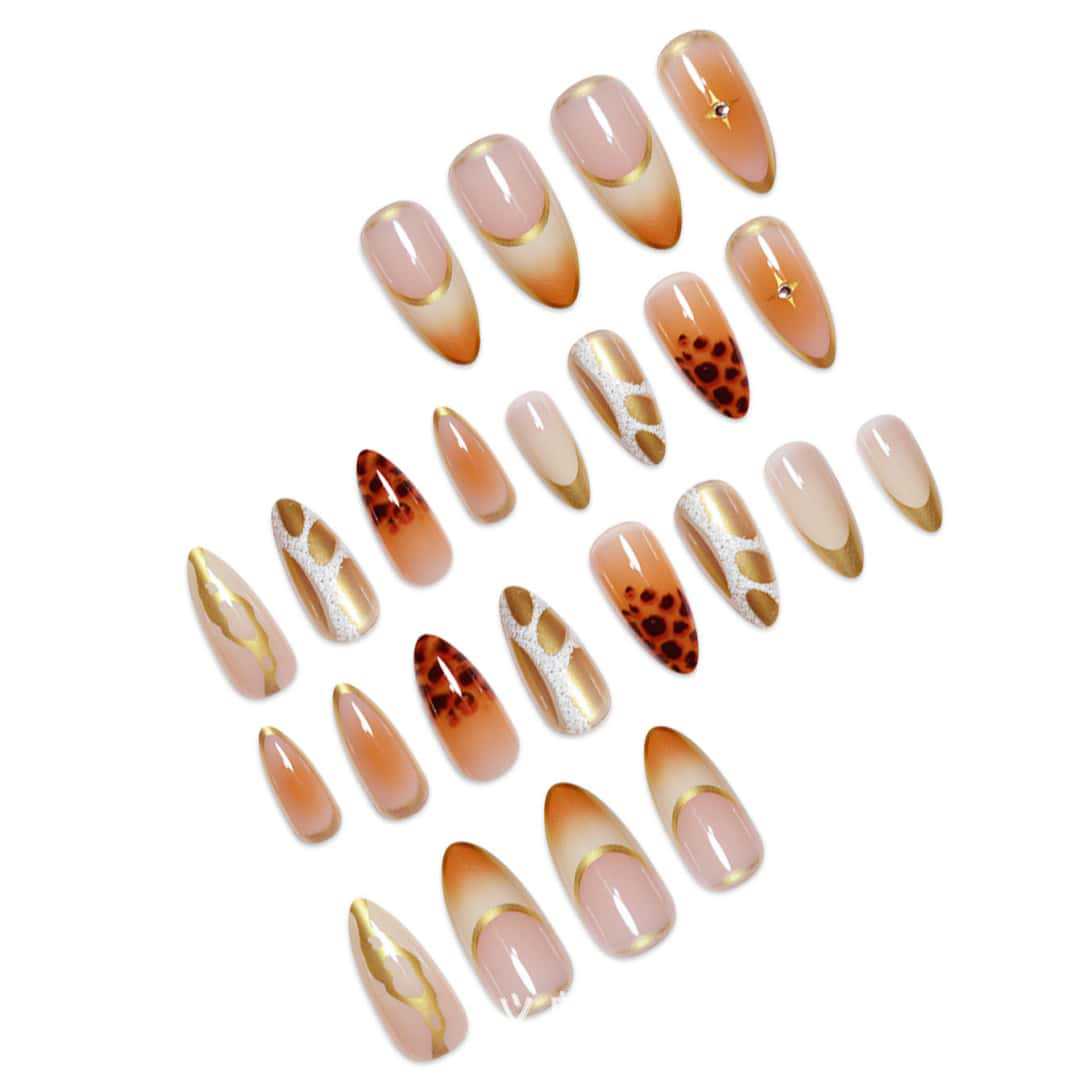 Premium Stiletto-Nagelverlängerungen mit künstlerischem Design Karnz