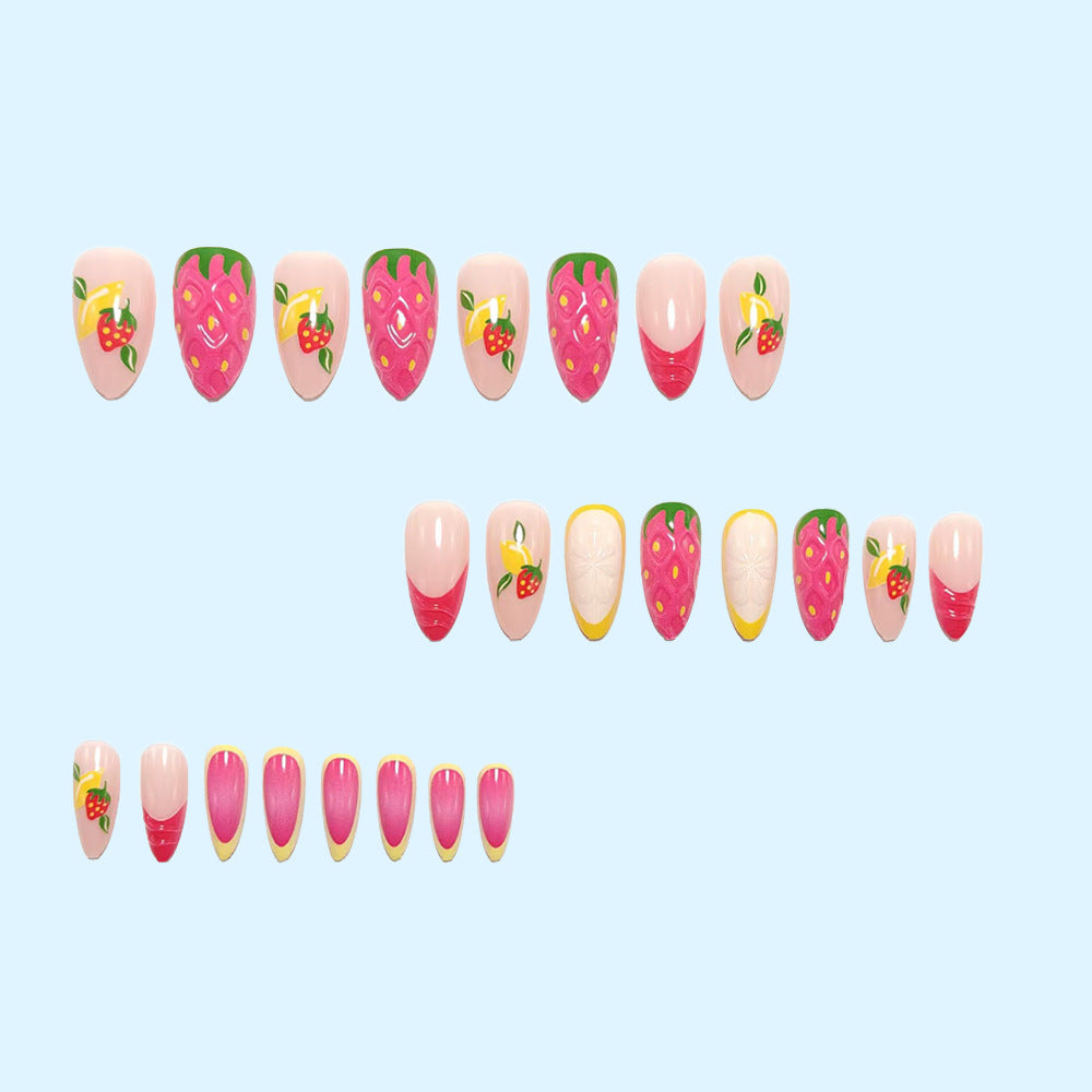 Kunstnägel mit Frucht-Motiv und Glitzerakzenten Karnz
