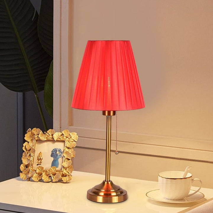 Zeitgenössische dekorative Tischlampe