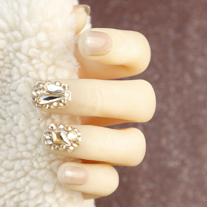 Dekorativer Strass Press-On Nail Kit
