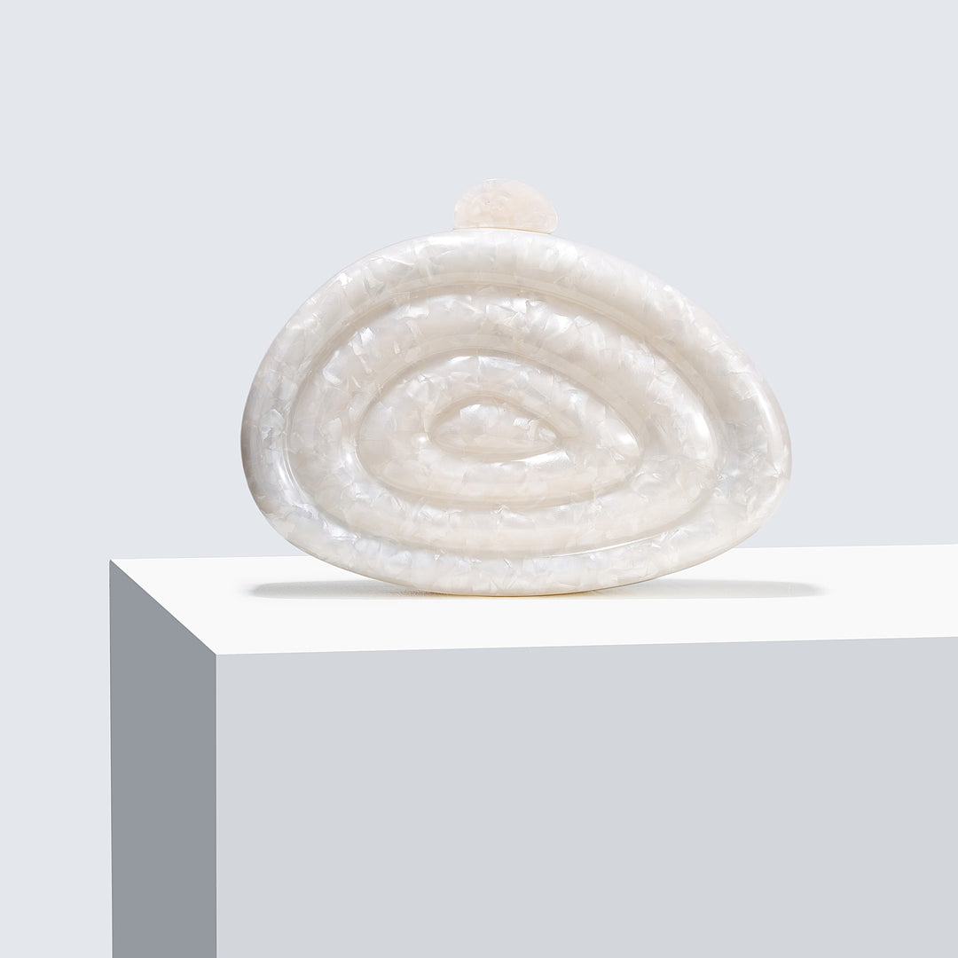 Künstlerische Wellenförmige Clutch