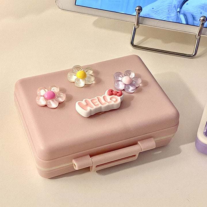 Praktische Aufbewahrungsbox mit Bunten Blumenapplikationen Karnz
