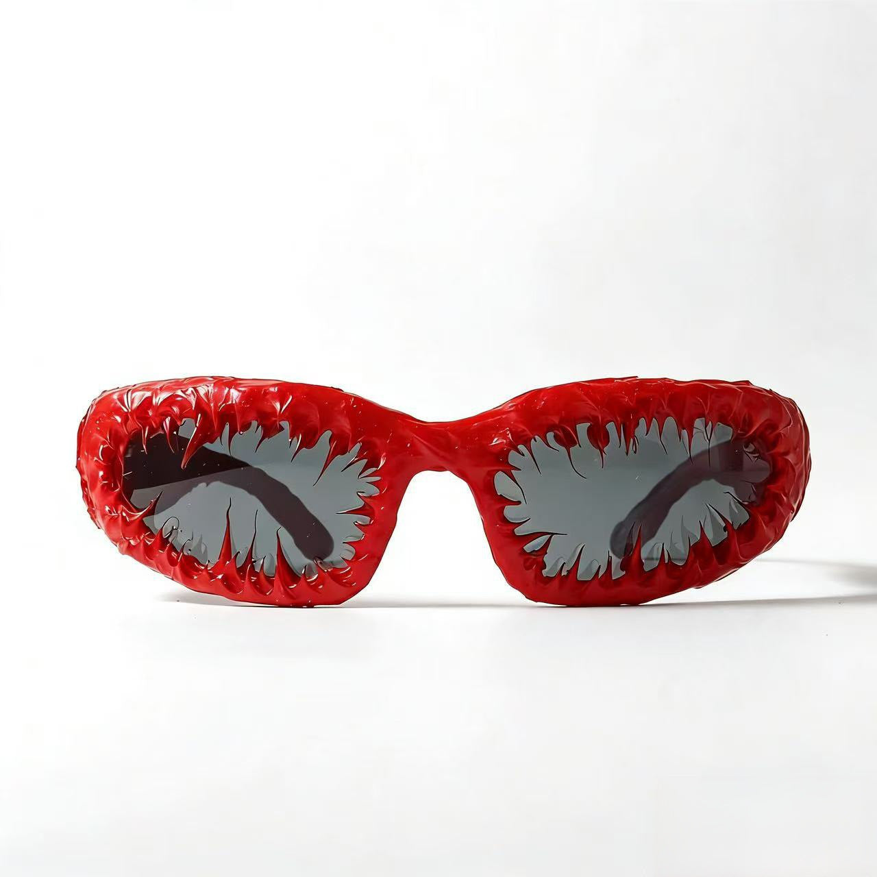 Damen kreative Design-Sonnenbrille mit einzigartigem strukturierter Rahmen Karnz