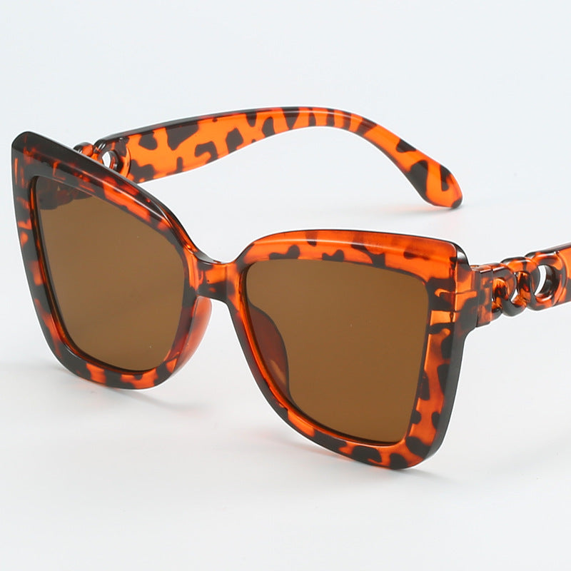 Damen moderne Cat-Eye Sonnenbrille mit klarem Rahmen und UV-Schutz Karnz