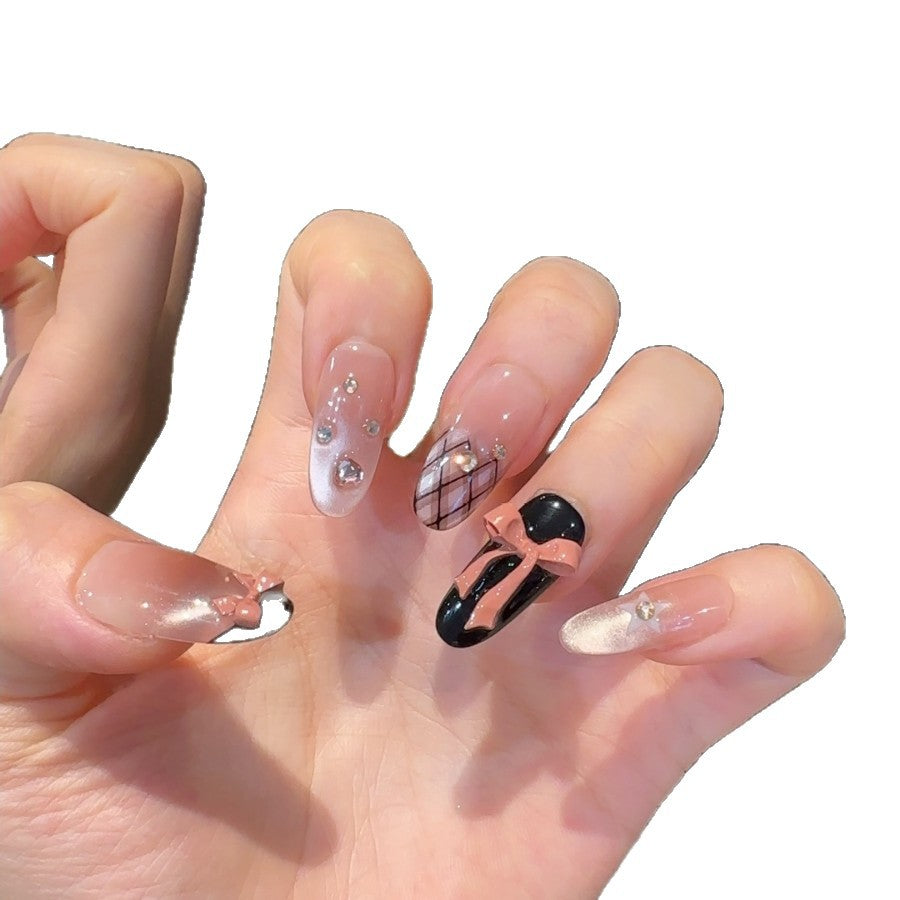Dekorative Nagelkunst Karnz