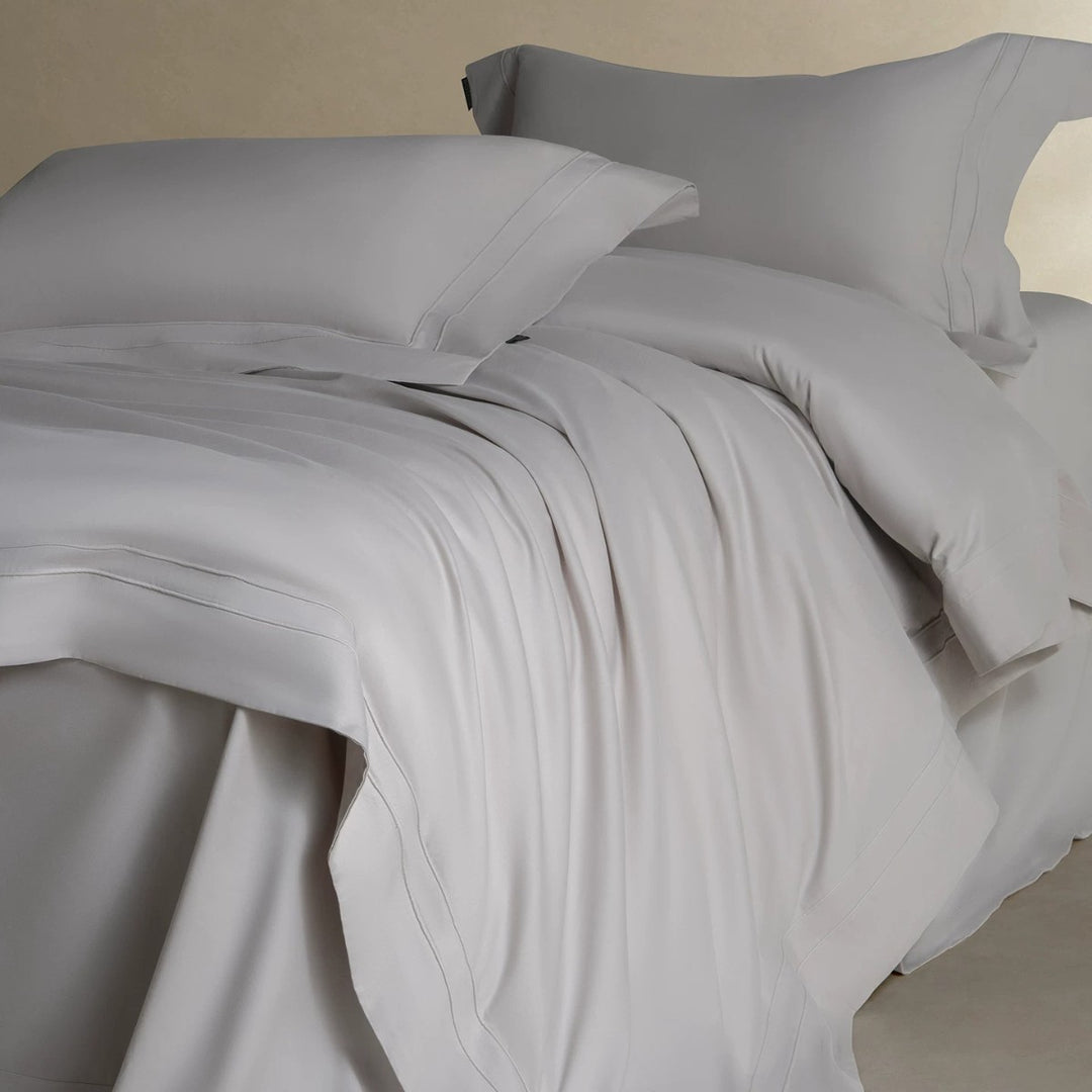 Bürstenmikrofaser-Satin-Bettbezug-Set mit Doppelstichsaum