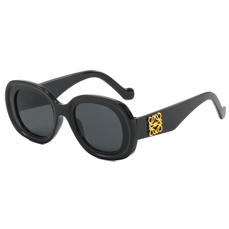 Damen modische Vintage-Sonnenbrille mit besonderen Verzierungen Karnz