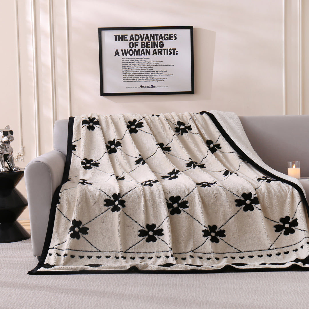 Chic Floral Pattern Wurfdecke Karnz