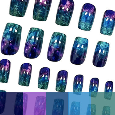 Künstlerische Metallische Nagelverbesserungen Karnz