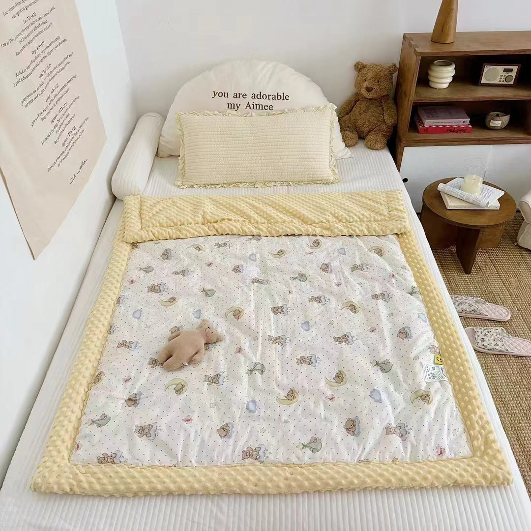 Wendbare Minky Dot Plüsch Babydecke