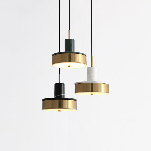 Moderne Marmor- und Goldpendelleuchte