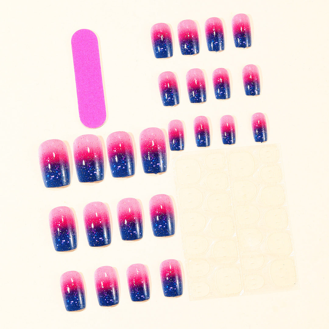 Funkelnde Ombre Nagelkunst-Erweiterungen Karnz