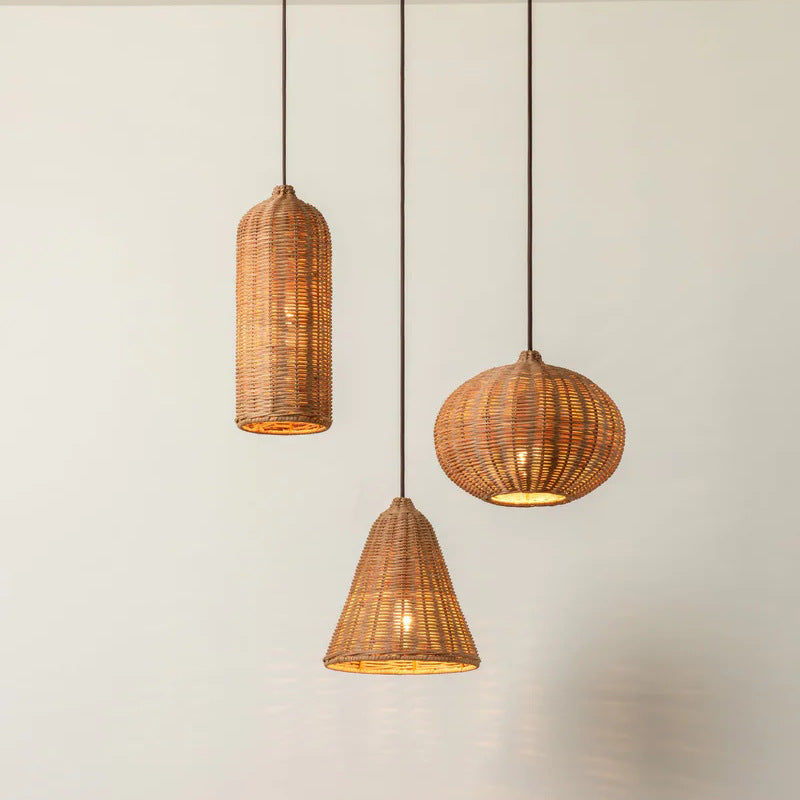 Handgefertigte Pendelleuchte aus geflochtenem Rattan Karnz
