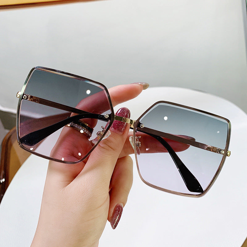 Damen modische quadratische Sonnenbrille mit polarisierenden Gläsern Karnz