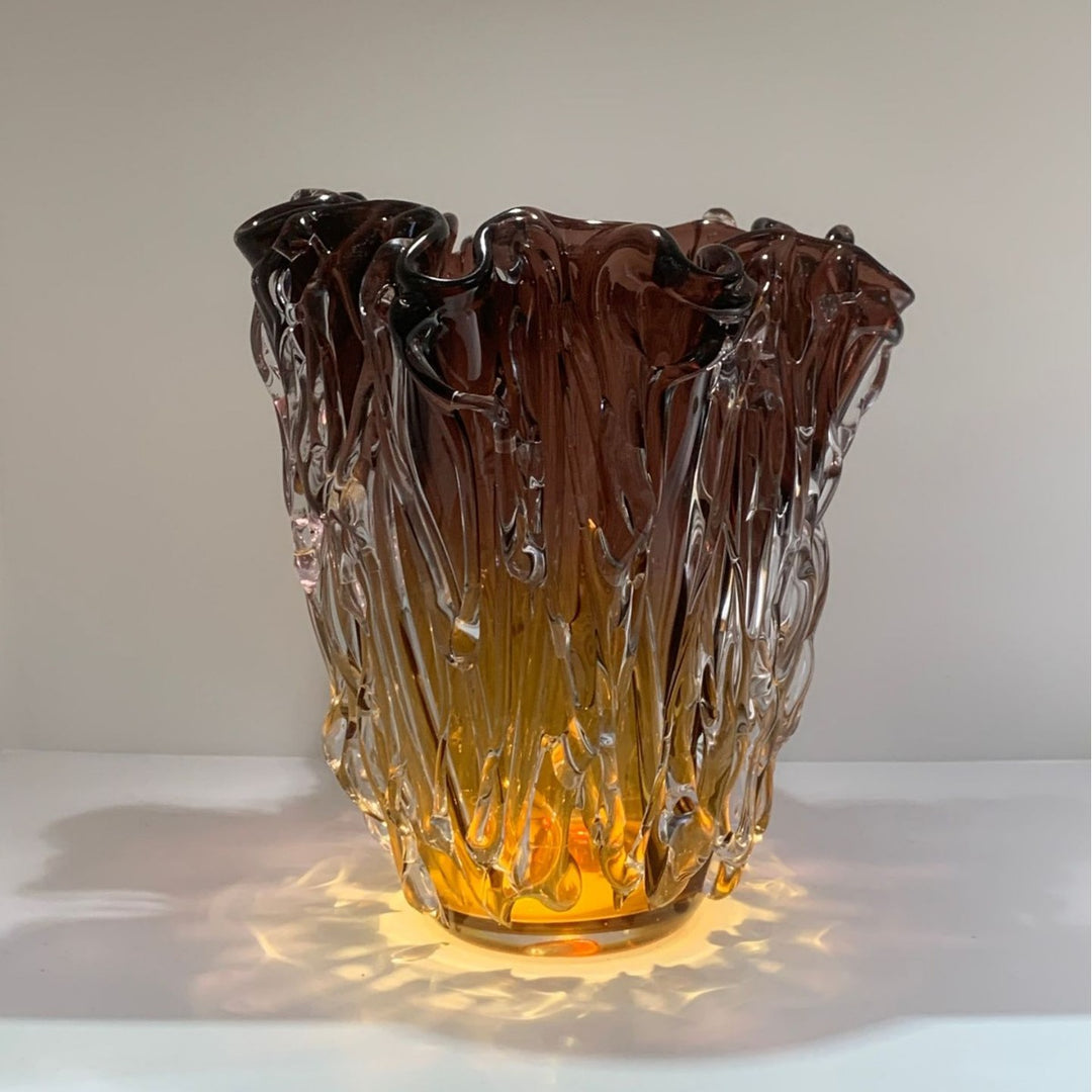Handgefertigtes Texturiertes Vase Set mit Rüschenrand aus Gradient-Glas Karnz