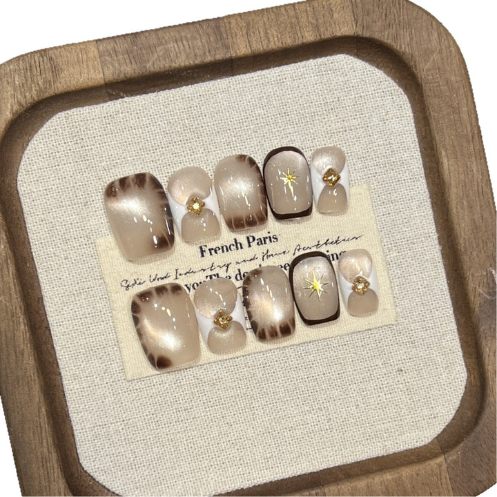 Elegantes French Tip Press-On Nagelkunst Set