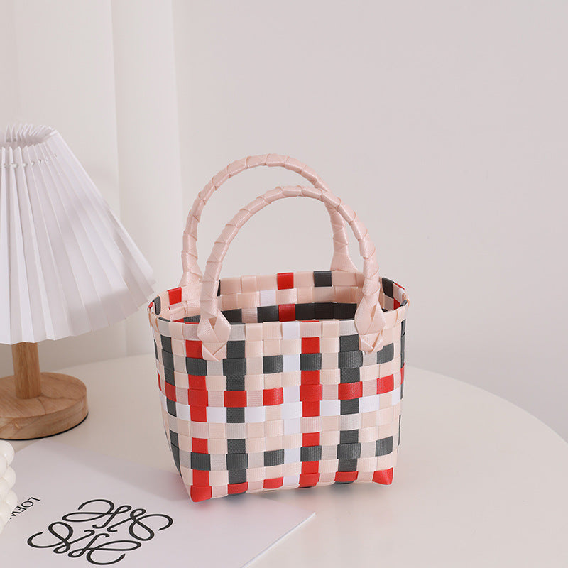 Damen Handtasche aus geflochtenem Kunststoff mit fröhlichem Muster Karnz