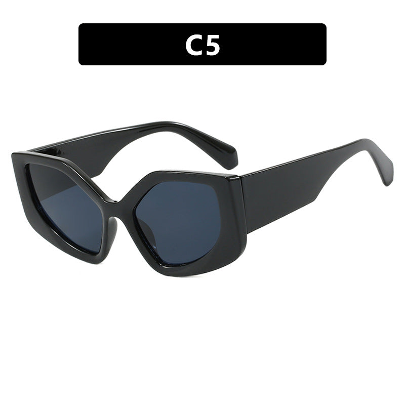 Damen auffällige Sonnenbrille mit oversized Design und modischem Farbverlauf Karnz