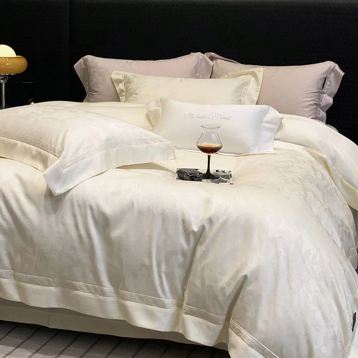 Premium-Baumwollsatin-Bettwäschegarnitur mit strukturierter Matelassé-Bordüre und Hotelverschluss