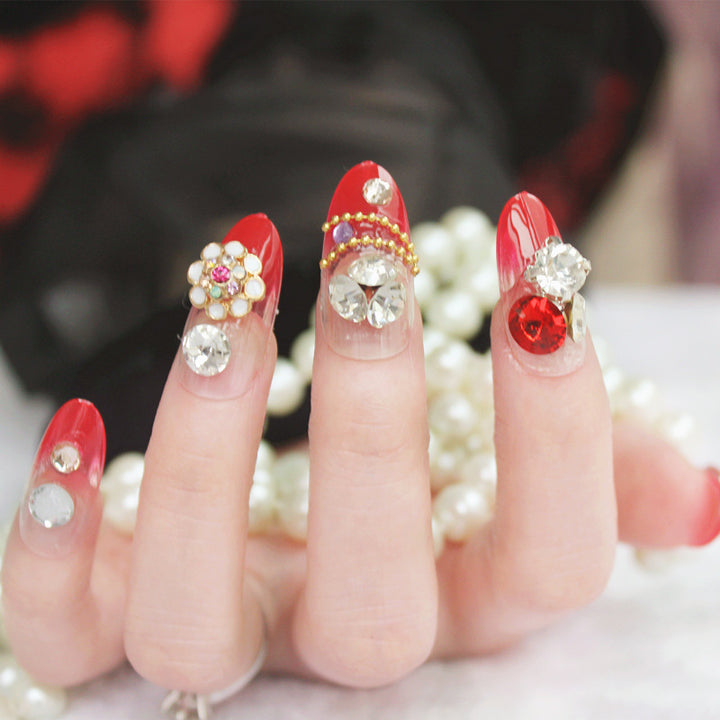 Elegantes, mit Rhinestones verziertes Press-On-Nagelset