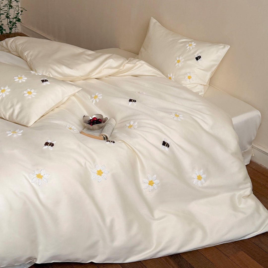 Hand-gesticktes Daisy und Bee Satin-Sateen Bettbezug Set