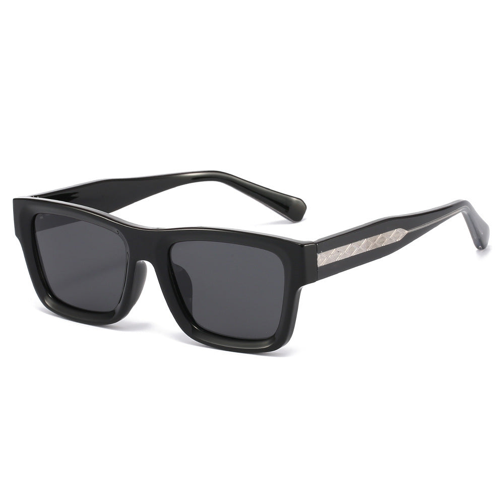 Damen Sonnenbrille im urbanen, kantigen Design mit metallischen Akzenten Karnz
