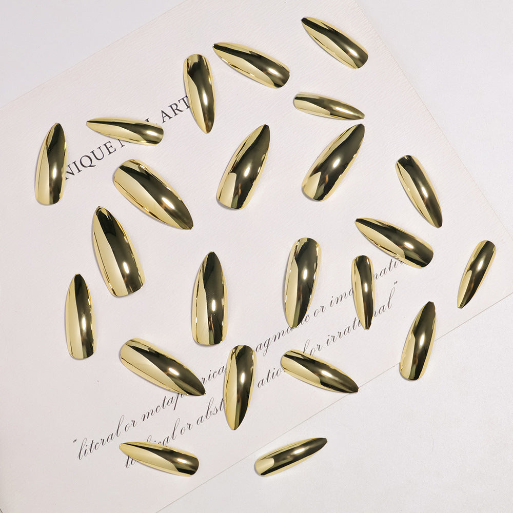 Extravagante Stiletto Press-On Nagelspitzen mit Spiegel-Finish Karnz