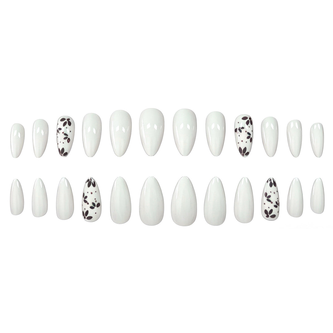 Künstlerische mandelförmige Nagelkunst-Verstärkungen Karnz