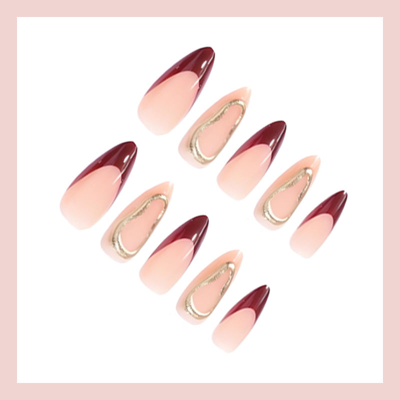 Kunstnagelset mit elegantem Spitzen Design Karnz