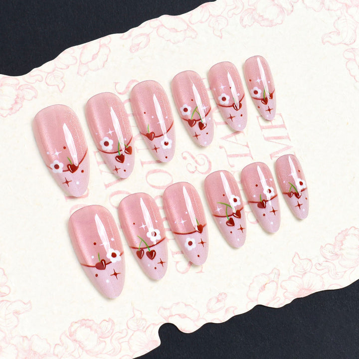 Künstlerisches Press-On-Nagelset mit Kirschblütenmuster Karnz