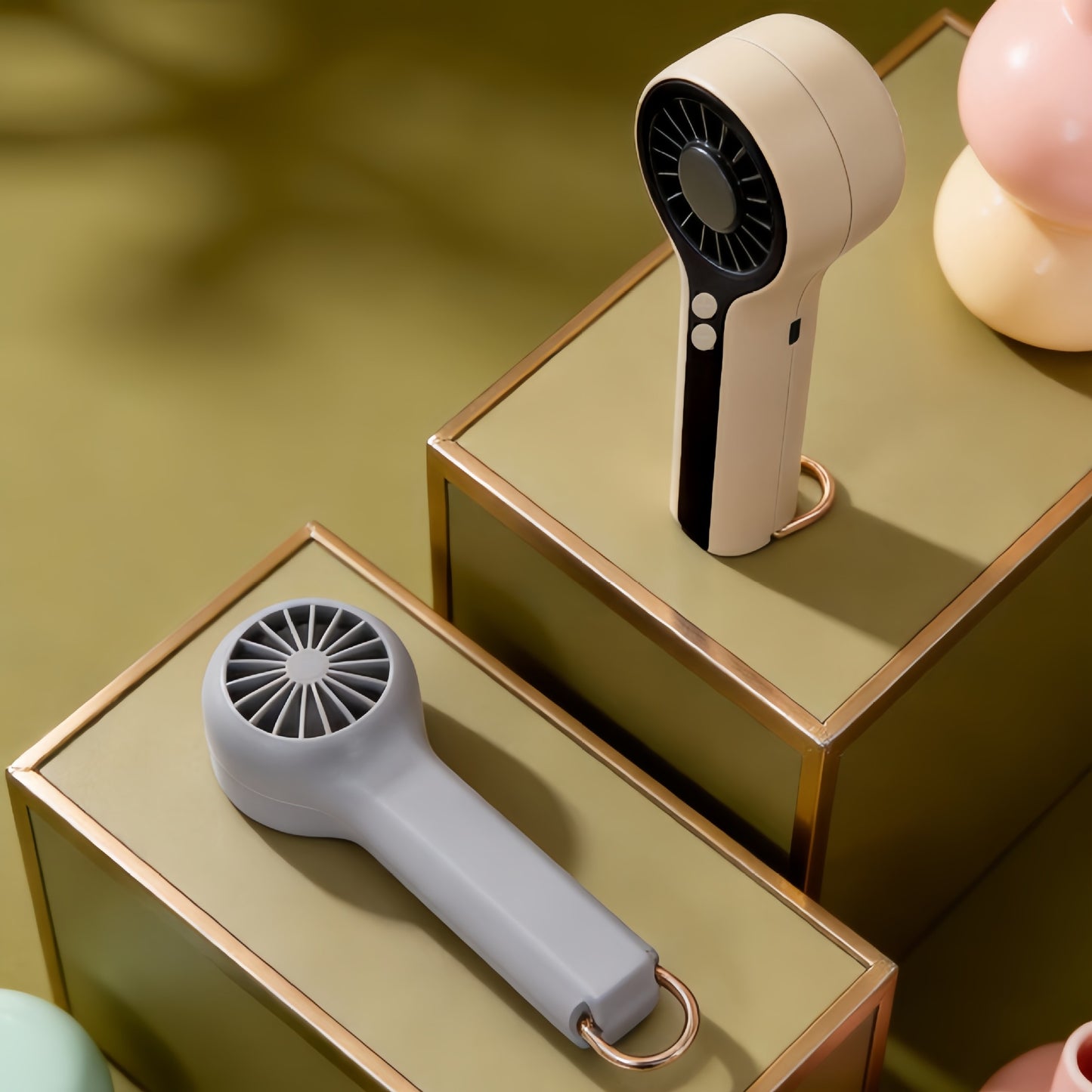 Damen Tragbarer Mini Handventilator mit LCD-Temperaturanzeige Karnz