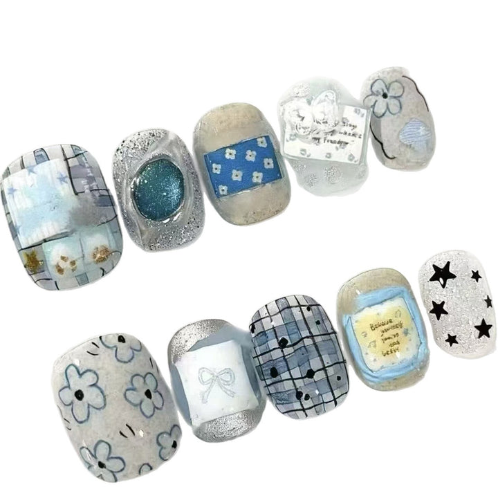 Dekorativer Nagelkunst-Set Karnz