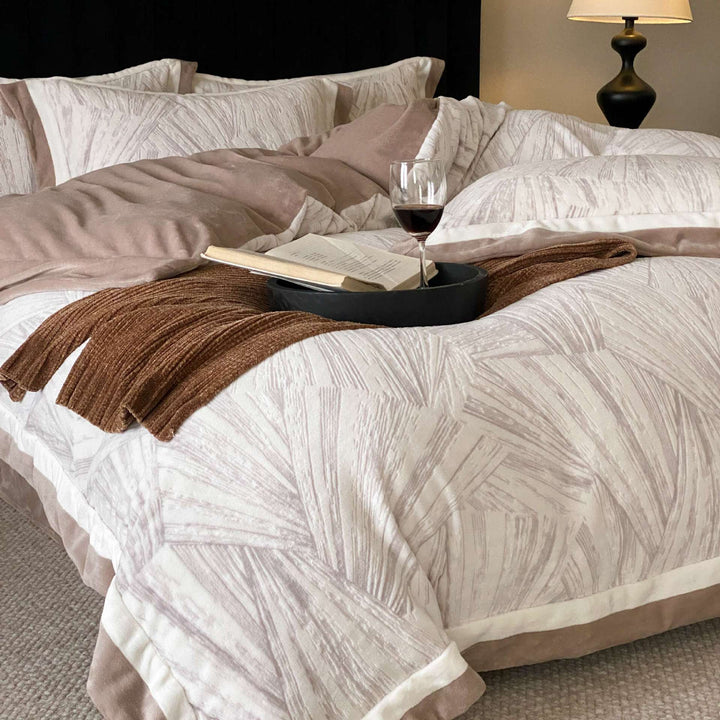 Bettbezug-Set aus atmungsaktivem Baumwoll-Sateen mit abstraktem Pinselstrich-Design und Hotelverschluss
