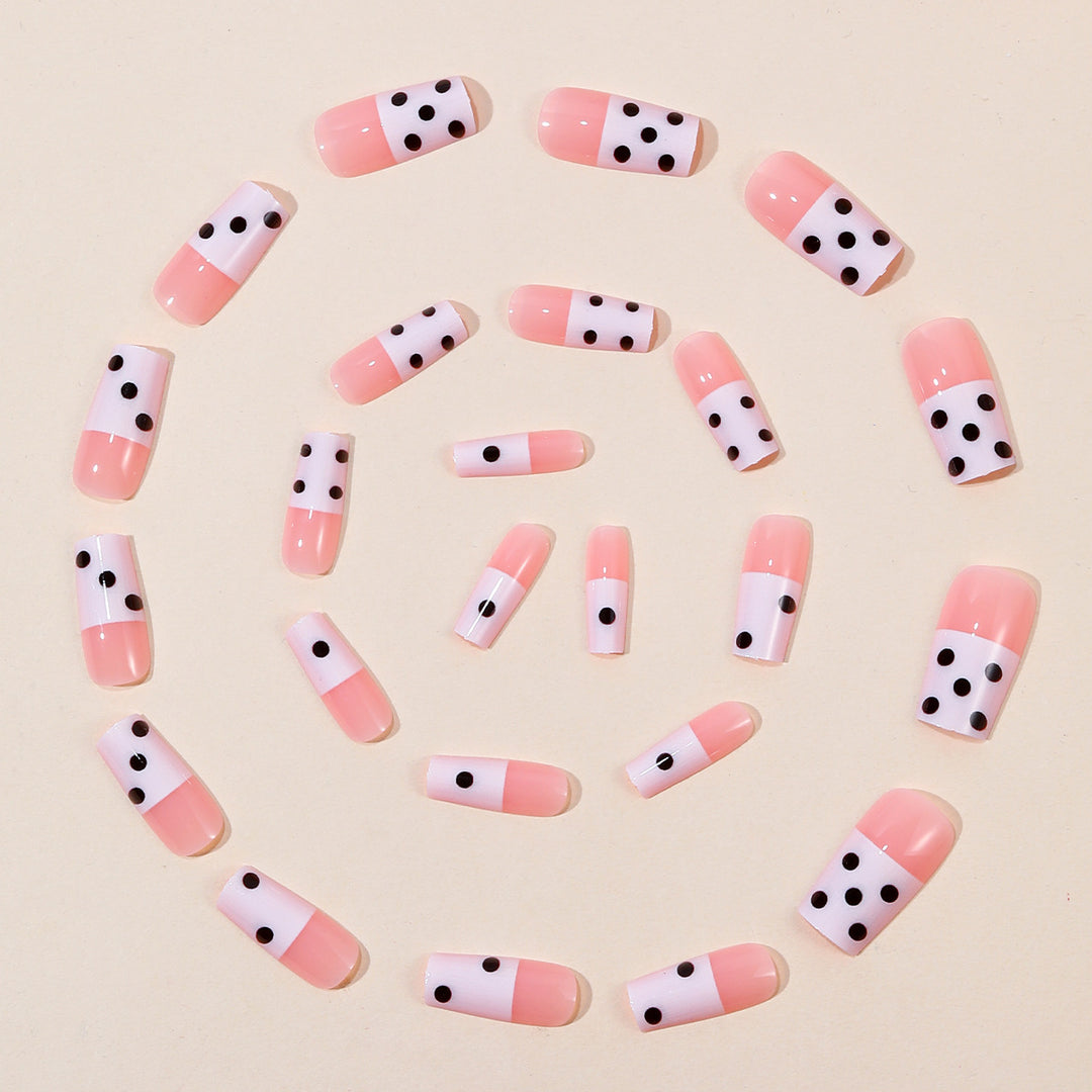Dekorative Polka Dot French Tip Nagelverlängerungen Karnz