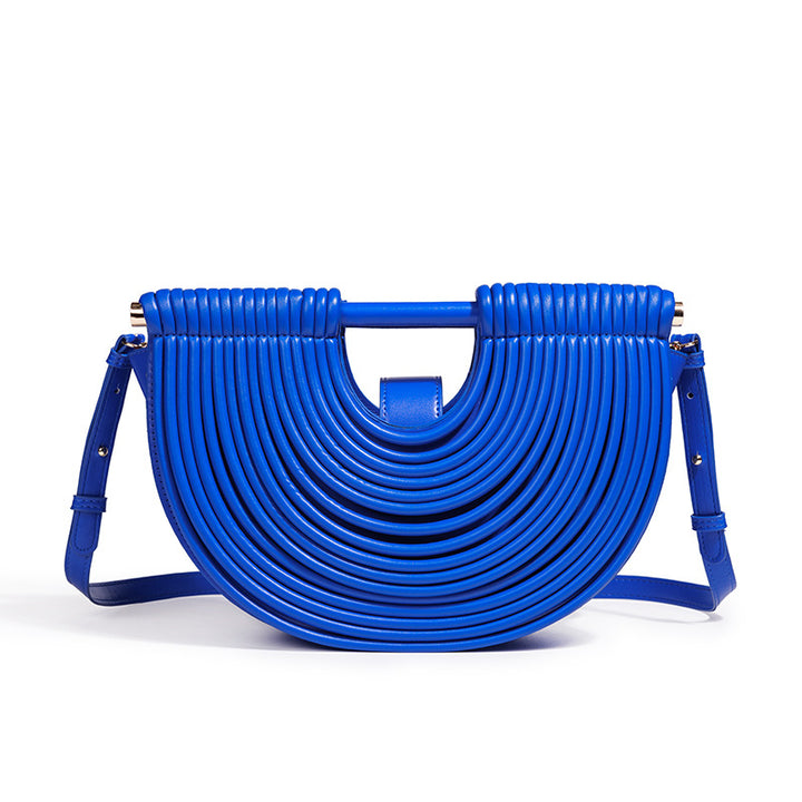 Strukturierte Halbkreis-Handtasche Karnz